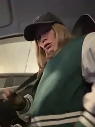 LavenderHot stripchat stream image