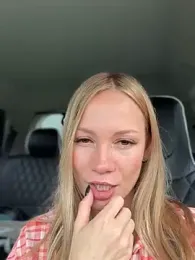 LavenderHot stripchat stream image