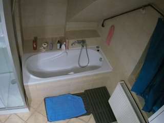 voyeurcam-julmodels-bath-2nd-1 camsoda stream image