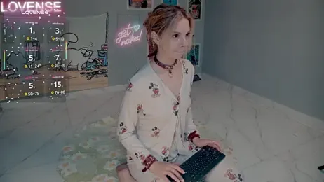 Careful_i_bite stripchat stream image