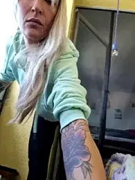 -Jeany- stripchat stream image