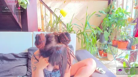 1Munique stripchat stream image