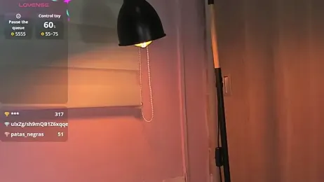 emily_sweett24 stripchat stream image