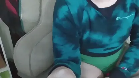 AverageRose stripchat stream image