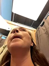 Holly_Play stripchat stream image