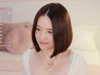 MissEssie bongacams stream image