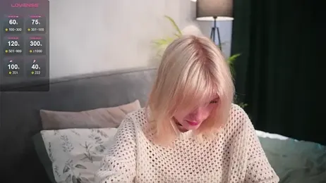 EdlaHewell stripchat stream image