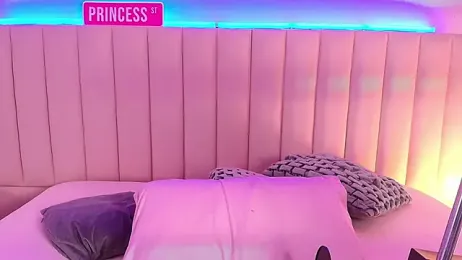 KellyOlsenbe stripchat stream image