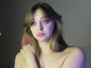 may-flowere camsoda stream image