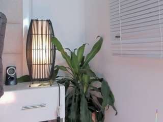 zhuyhong camsoda stream image