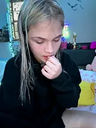 Cutiepiespanks stripchat stream image