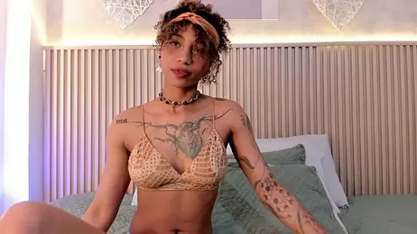 daiana_curly stripchat stream image