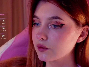 HoneyCherry bongacams stream image