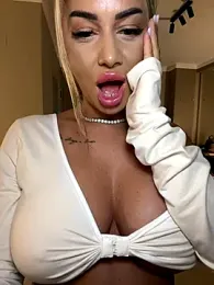 KirstieVegas stripchat stream image