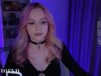 fymryn bongacams stream image