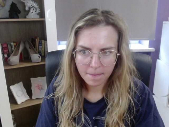 Soft-Zoey bongacams stream image