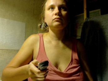 Frummi bongacams stream image