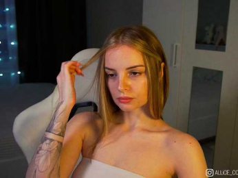 AliceCost bongacams stream image