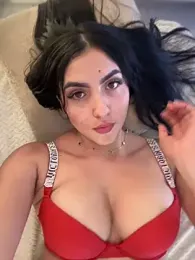 Sofia_Collins- stripchat stream image