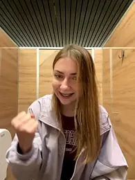 Sunny___Bunny stripchat stream image