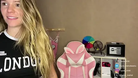 lucie_mehott stripchat stream image, 18.09.2025 19:10