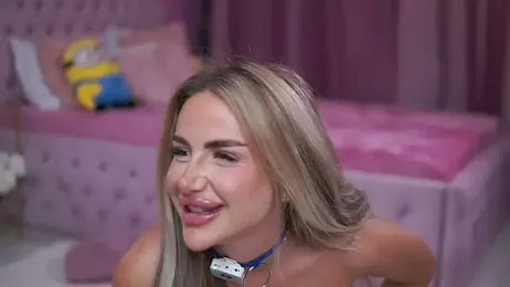 AshleySinn stripchat stream image