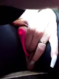 MILFBARBY stripchat stream image