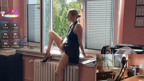 legsLONG stripchat stream image