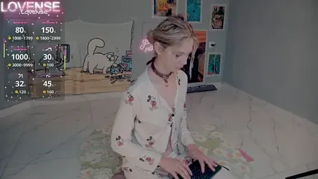 Careful_i_bite stripchat stream image