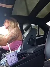 YourMommyBlair stripchat stream image