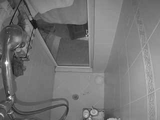 voyeurcam-baileybase-shower camsoda stream image