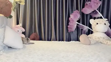 --102KymMiiss-- stripchat stream image