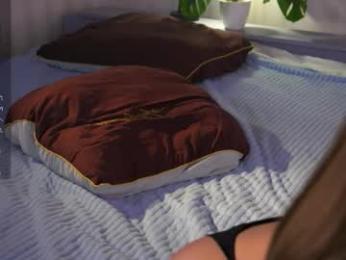 e_vvv_a chaturbate stream image, 22.09.2025 15:50