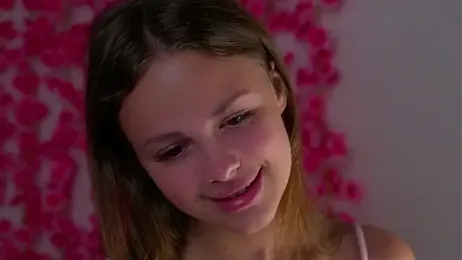 KarinBates stripchat stream image