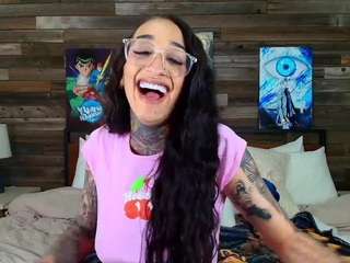 starryari69 camsoda stream image