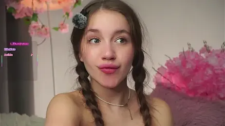 AmiLewis stripchat stream image