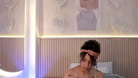 daiana_curly stripchat stream image