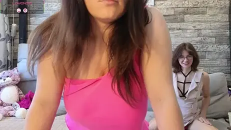 Vika_loves_you stripchat stream image