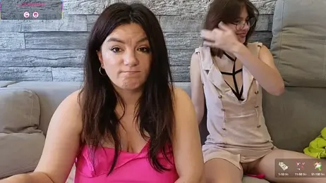 Vika_loves_you stripchat stream image