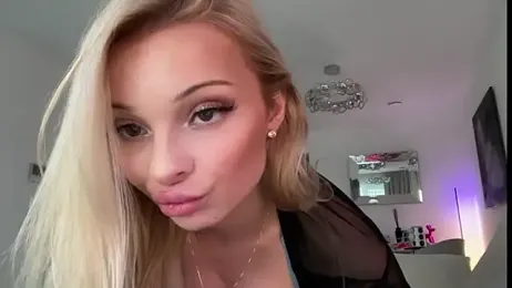 HannaXLove stripchat stream image