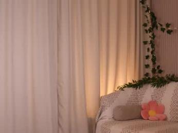 little_poetry chaturbate stream image, 26.09.2025 15:10