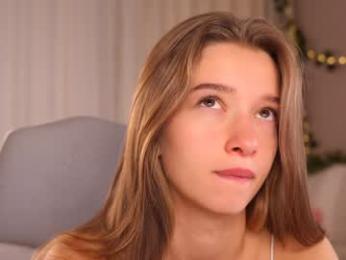 little_poetry chaturbate stream image, 26.09.2025 15:10