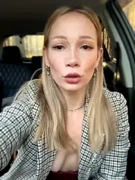 LavenderHot stripchat stream image