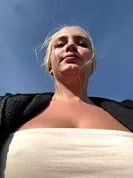 Milkyy_wway stripchat stream image