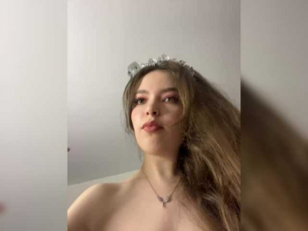 YourLadyyy bongacams stream image