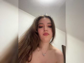 YourLadyyy bongacams stream image