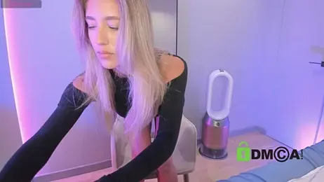 Wallflowerr stripchat stream image