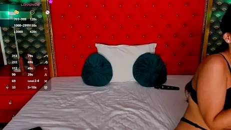 VallerieJones stripchat stream image