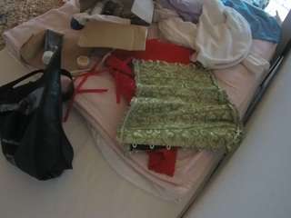 voyeurcam-julmodels-whitebed-1 camsoda stream image