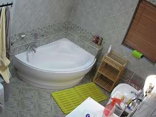 voyeurcam-julmodels-bath-1st-2 camsoda stream image